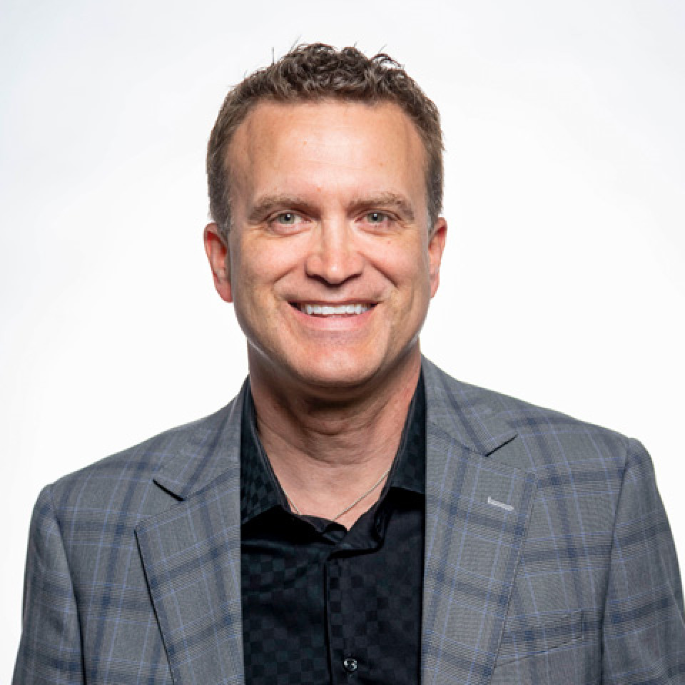 Minister Pete Guthrie